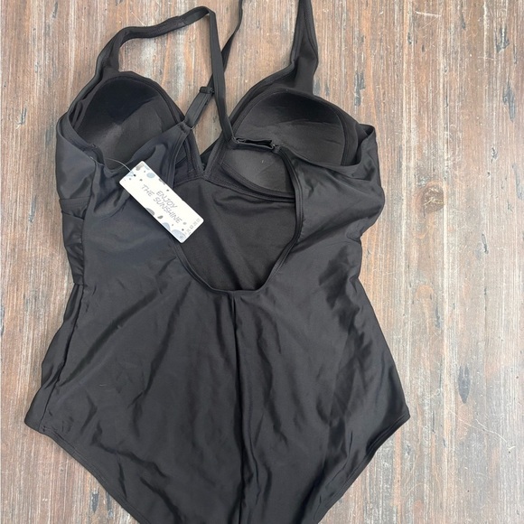 NWT Enjoy the Sunshine Elegant Black One-Piece Swimsuit - Picture 8 of 8